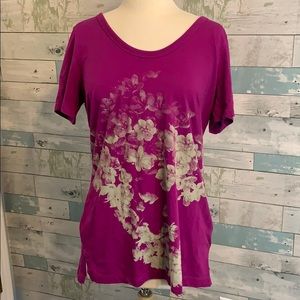 XL gap graphic tee magenta pink